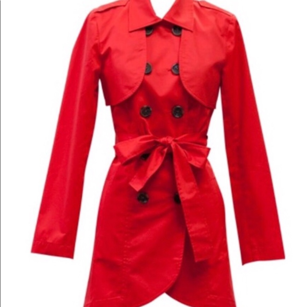 Adorable Cabi convertible trench coat. Size 6.